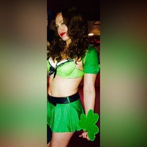 Leg Avenue SEXY Leprechaun Costume with Green Polka Dot Bra, Coat, Belt, Skirt